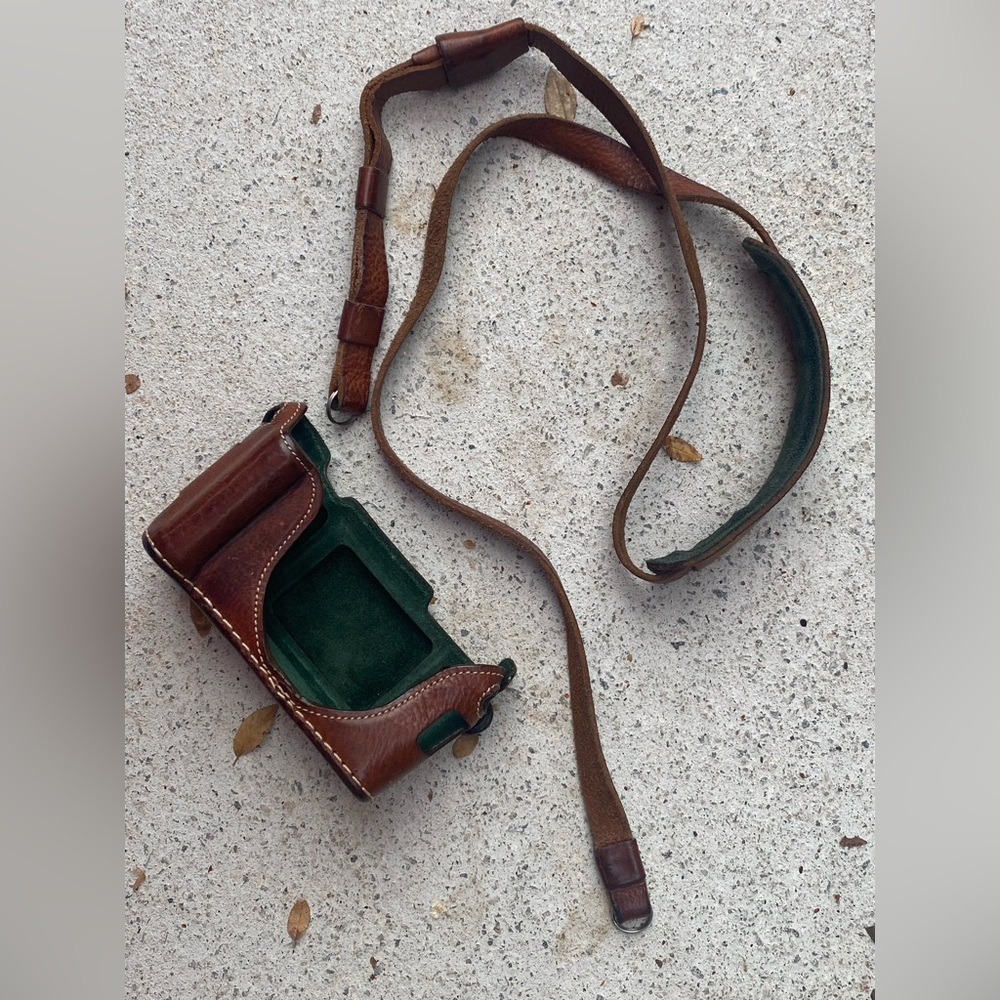 Luigi case and strap for Fuji X100T